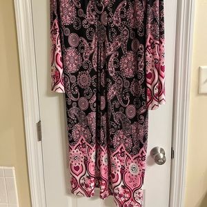 Ladies 2x plus size dress by INC. Perfect condition. Only worn a couple times.